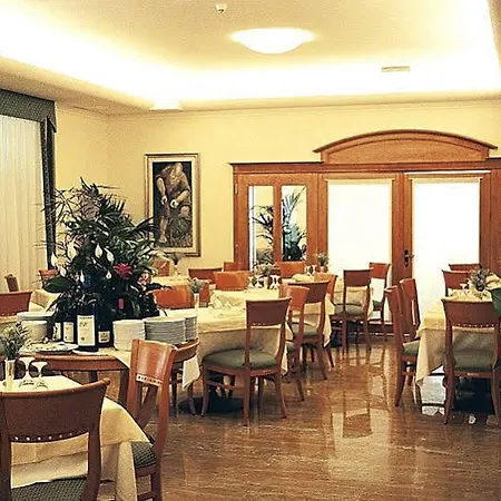 Bianchi Ξενοδοχείο 4*